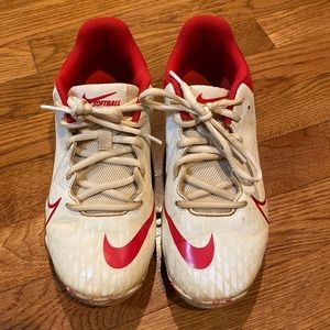 Girls Softball Cleats